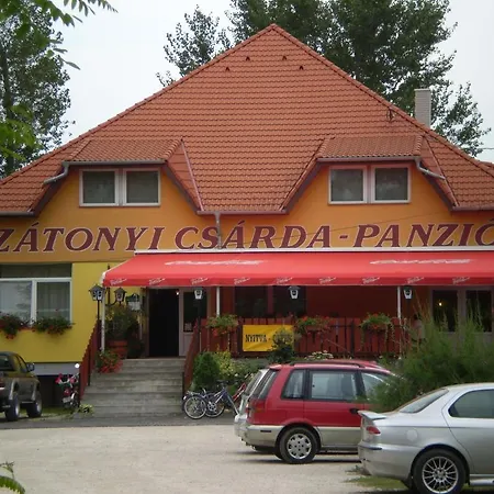 Zatonyi Csarda Panzio *