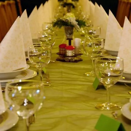 Bed and breakfast Zatonyi Csarda Panzio *